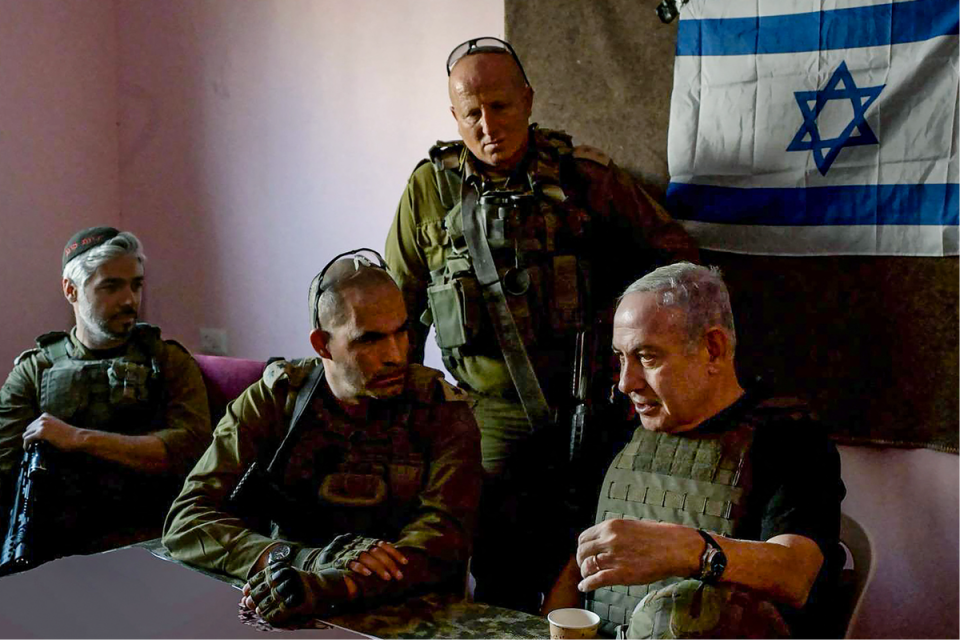 The Israeli Prime Minister meeting troops in Gaza (Israeli Prime Minister Office/AF)