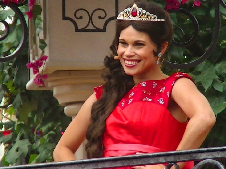 helen dressed as elena of avalor performing at disney world
