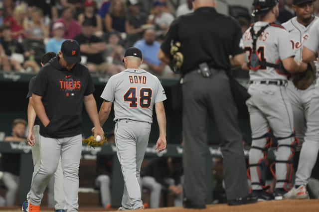 Rogers leads Tigers over Rangers, 3-2