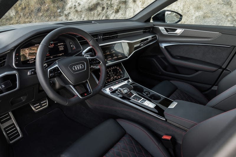 2023 Audi S6 interior