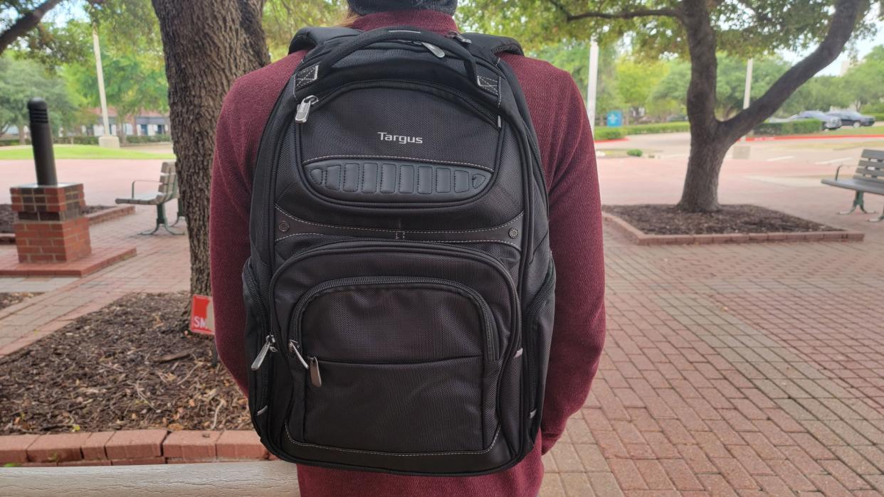  Targus Legend IQ Laptop Backpack review 