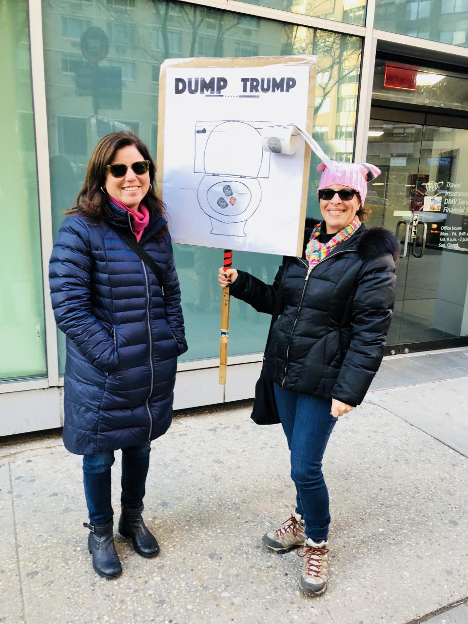 Evy Lieberman, right, and Nancy Gillon. (Photo: Lisa Belkin/Yahoo News)