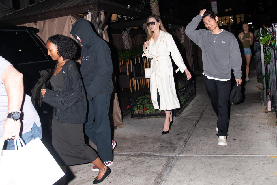 Shiloh Jolie-Pitt NYC Dinner With Angelina, Zahara: Photos