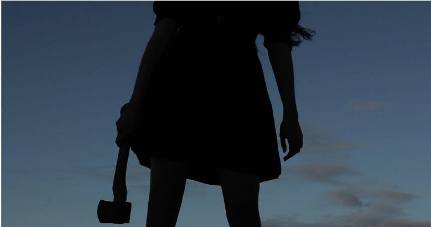美國一名18歲女子竟為與前男友復合，上網僱用殺手想將親生骨肉除掉。（示意圖／Pixabay）