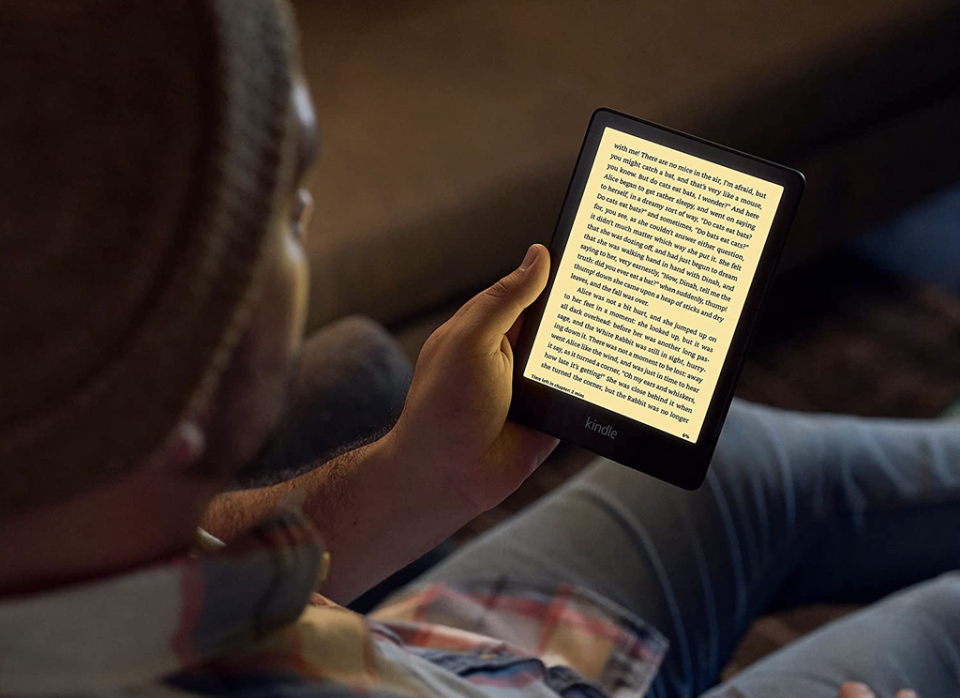 The new 2021 Kindle paperwhite is available from 27 October (Amazon)