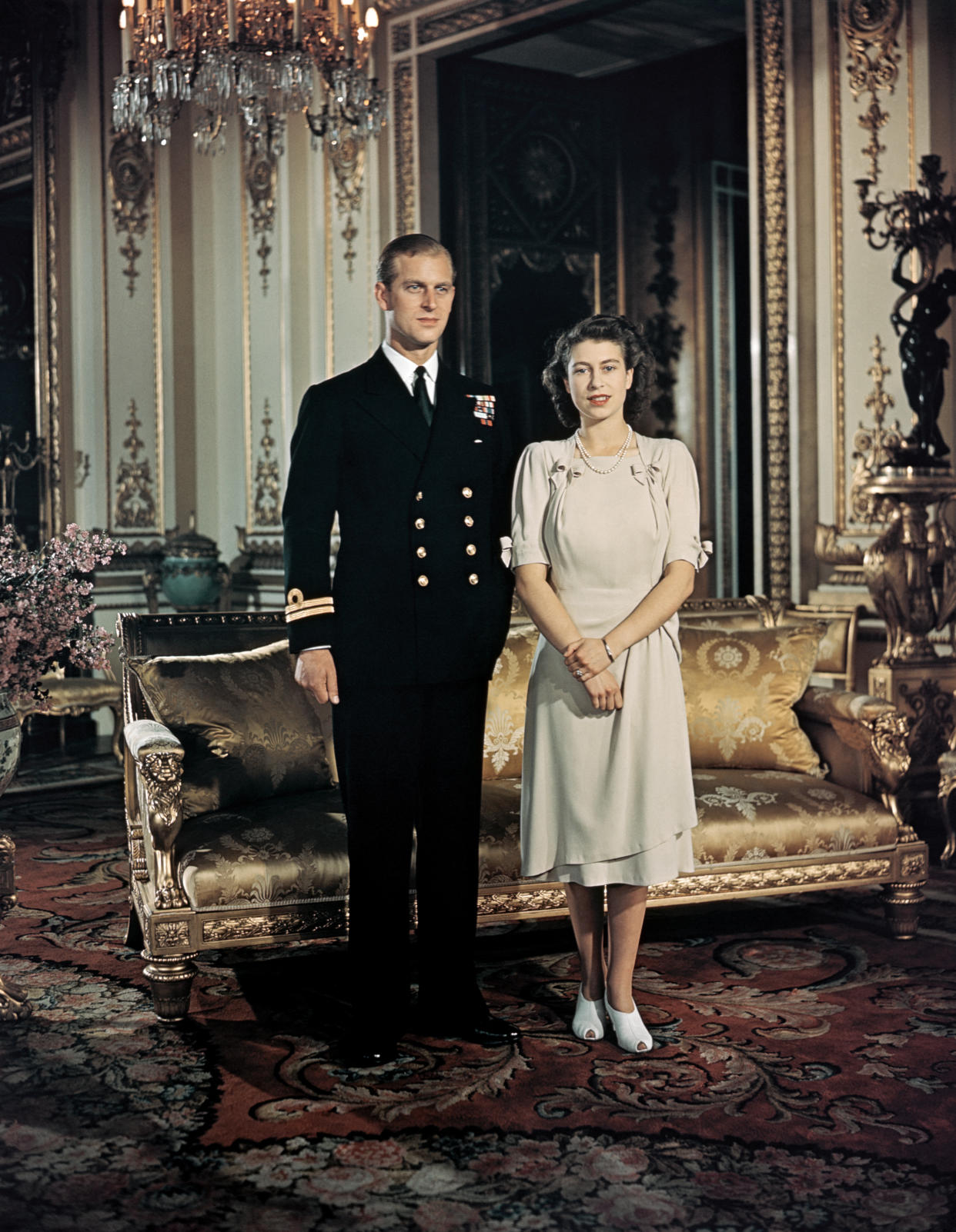 Das jung-verlobte Paar: Prinzessin Elizabeth und Philip Mountbatten, Prinz von Griechenland und Dänemark. (Bild: Getty)