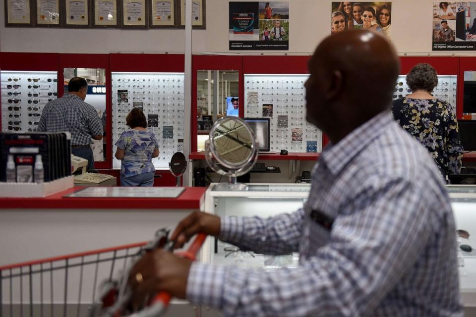 PHOTO:A customer pushes a shopping cart past the optical department at a Costco Wholesale Corp. store in San Antonio, Texas, May 30, 2018. (Bloomberg via Getty Images, FILE)