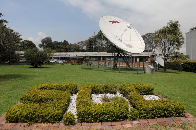FOTO DE ARCHIVO. Una antena que recibe señales de las estaciones de monitoreo de movimientos telúricos, es vista en el Servicio Geológico Colombiano en Bogotá