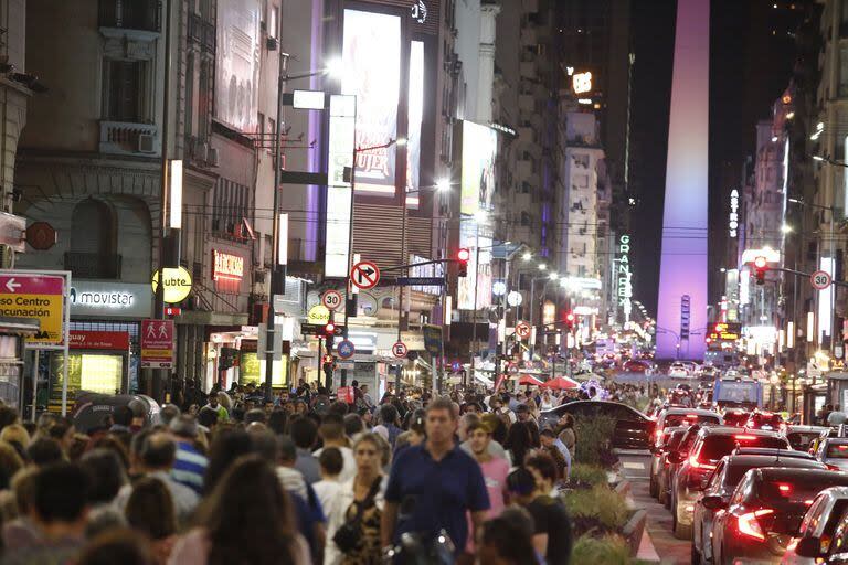 El verano de 2024, calle Corrientes y sus imperdibles en teatro