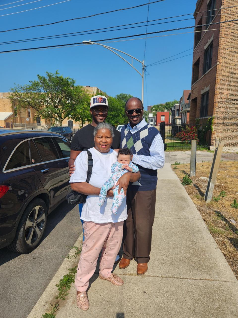 In Chicago, Carolyn and William McLeod enjoy a visit with their granddaughter and son before Carolyn had to go into the hospital.