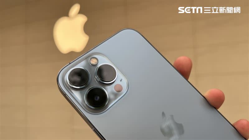  iPhone13 Pro 系列超搶手。（圖／資料照）