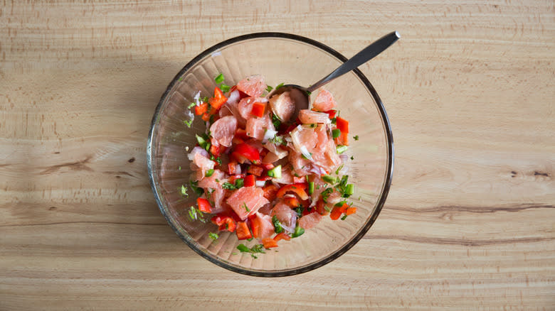 grapefruit salsa in clear bowl 