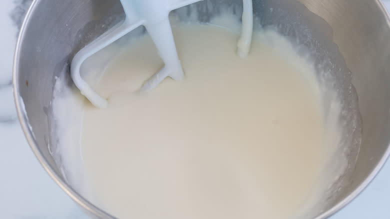 cream cheese glaze in bowl