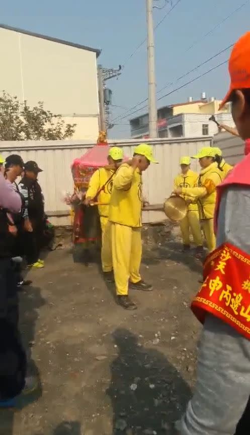 成功國姓宮在臉書發布影片，建廟時白沙屯媽祖2017年3月5日曾來踏地賜福。(圖／翻攝自成功國姓宮臉書)