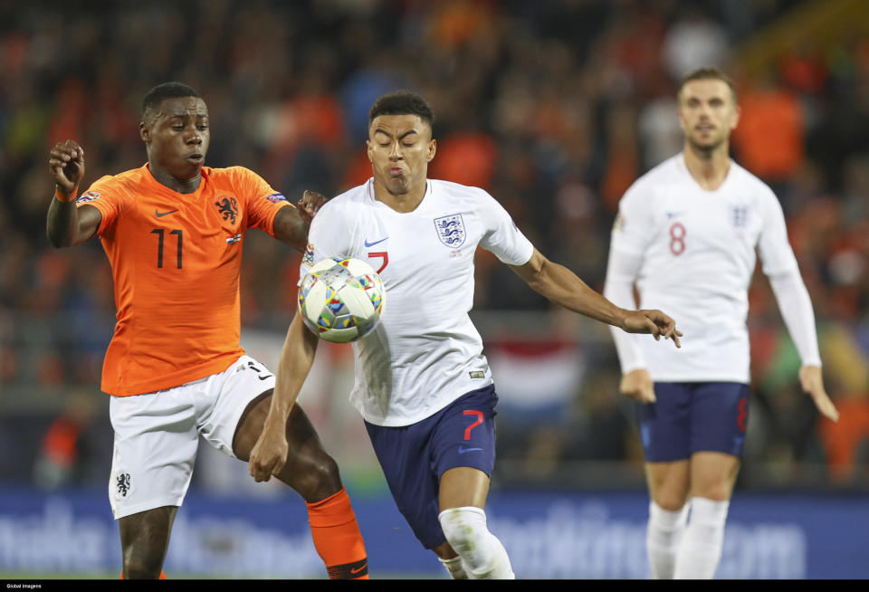 Guimar�es, 06/06/2019 - The Netherlands National Team hosted tonight the national team of England at the D. Afonso Henriques Stadium in the semi-finals of the four final of the 2019 UEFA League of Nations. Quincy Promes; Jesse Lingard (Fábio Po�o / Global Images/Sipa USA)