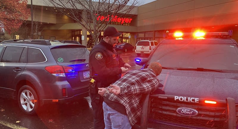 PPB officers during a "retail theft mission" in Portland, December 9, 2023 (PPB East Precinct)