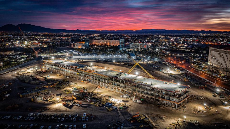 Paddock Building - Las Vegas Grand Prix - Construction - Sunset