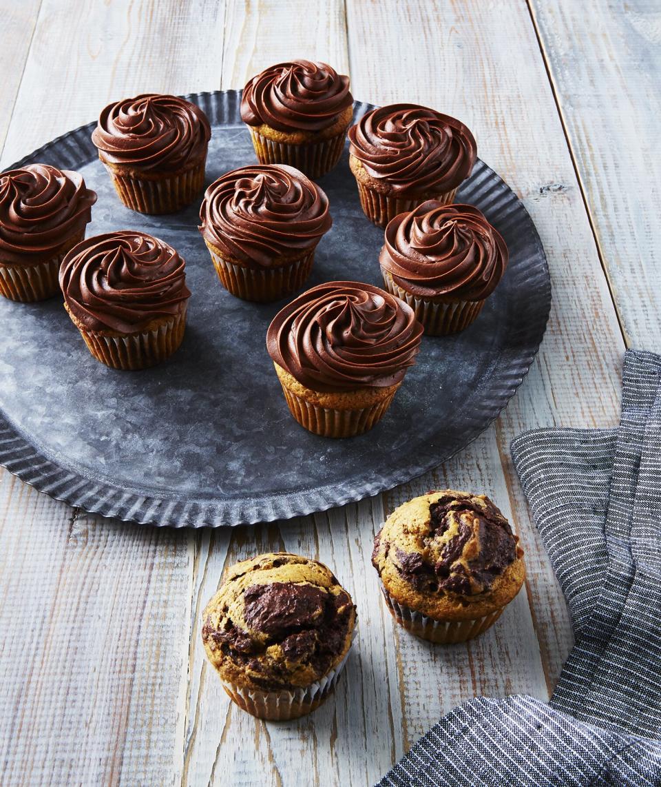 Pumpkin Chocolate Swirl Cupcakes with Chocolate Buttercream