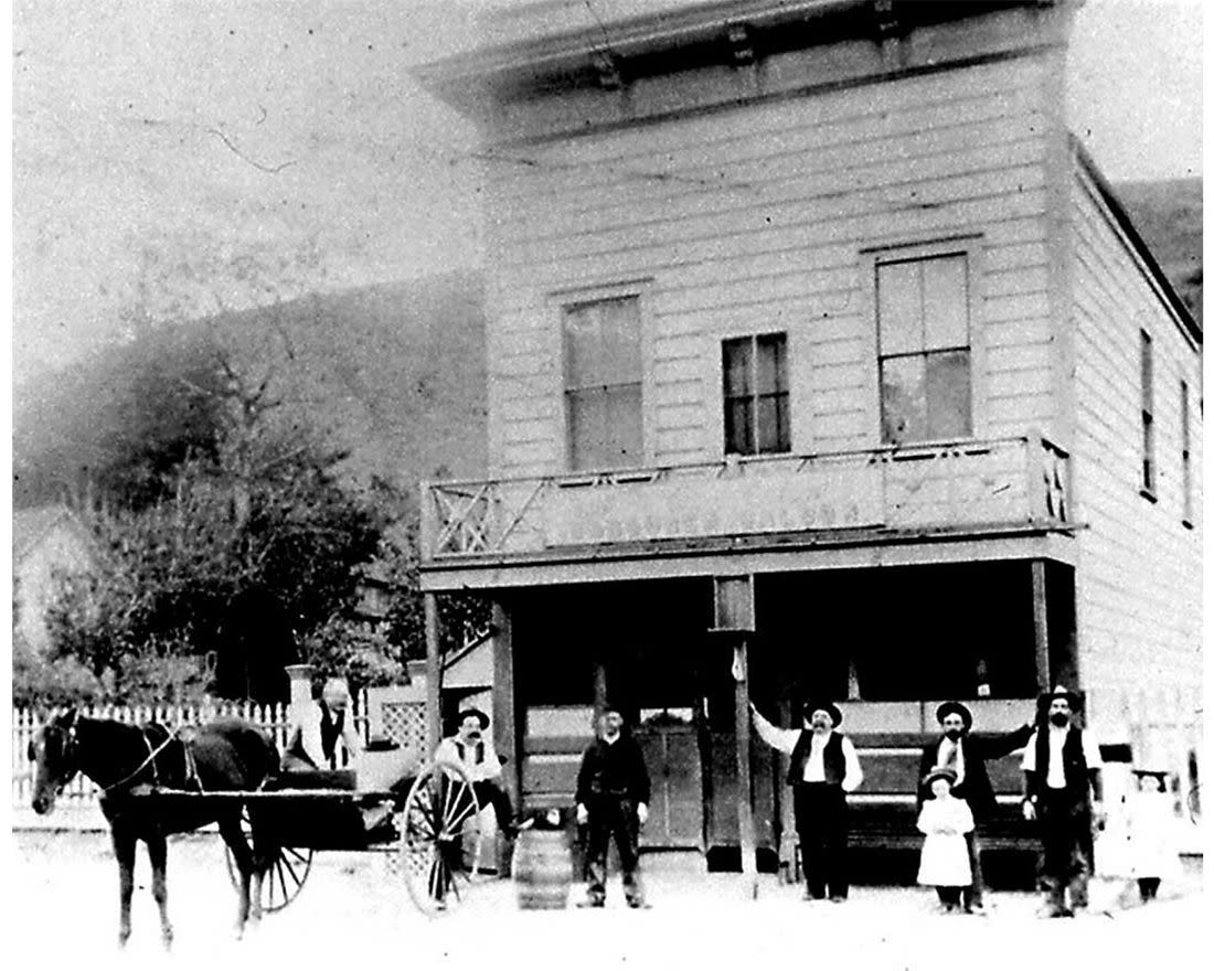 Smiley's Schooner Saloon And Hotel, Bolinas, California, late 1800s