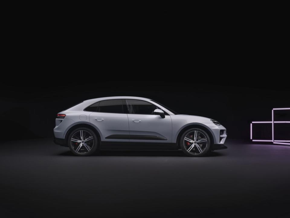 2024 porsche macan ev