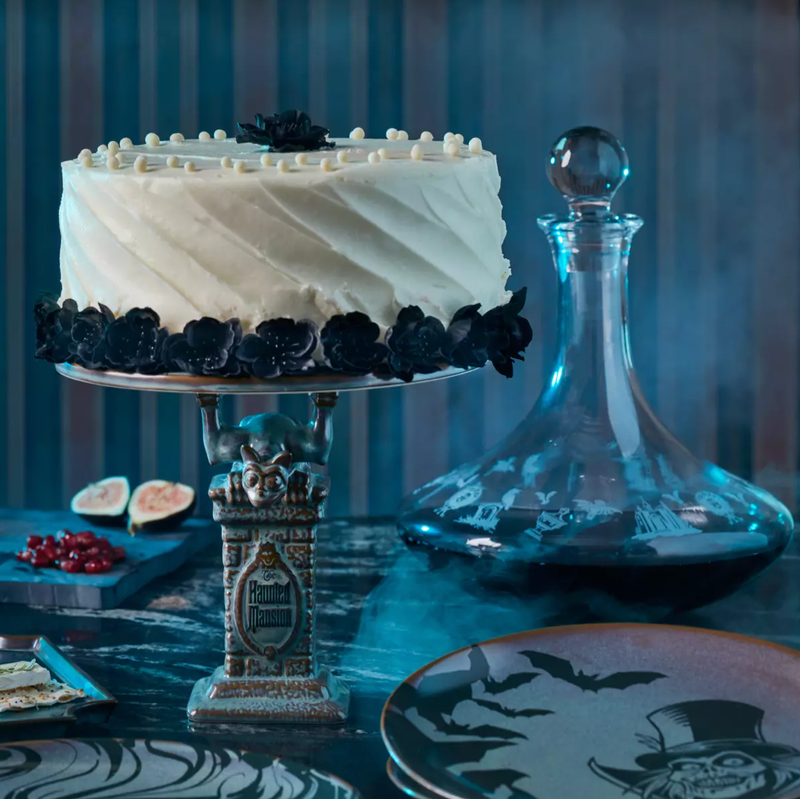 The Haunted Mansion cake stand x ShopDisney