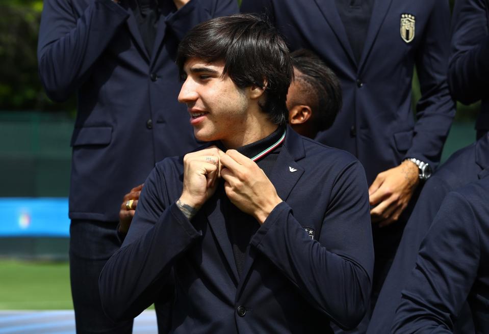 Sandro Tonali (19, Brescia Calcio)