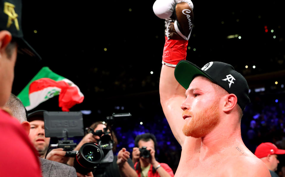 NEW YORK, NEW YORK – DECEMBER 15: Canelo Alvarez celebrates his third round tko against Rocky Fielding during their WBA super middleweight title fight at Madison Square Garden on December 15, 2018 in New York City. (Photo by Tom Hogan/Golden Boy/Getty Images)