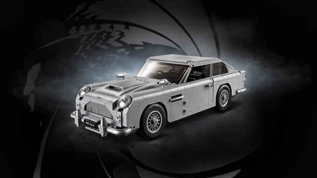 Lego's James Bond Aston Martin DB5 Has a Working Ejector Seat