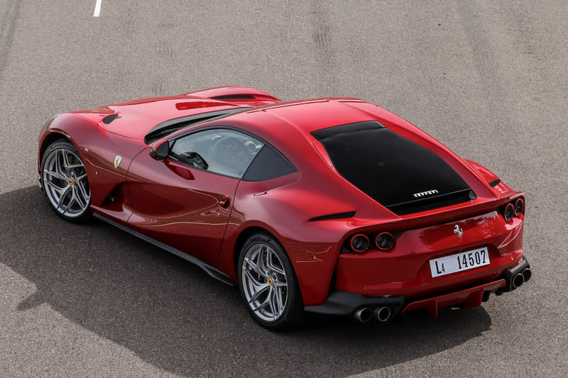 Ferrari宣布於市場召回2018～2020年生產的812 Superfast，原因是今年5月發生兩起後窗脫落事件。