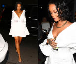 <p>Ein weißes Herrenhemd von Juun.J und einen Maison-Margiela-Gürtel – mehr braucht Fashionista Rihanna nicht für einen Look, in dem man sich sogar auf einer Stylo-Party wie dem Pop-up-Event von Madeworn und Roc96 in Los Angeles blicken lassen kann! Dumm nur, dass RiRi im Dekolleté ein Knöpfchen zu viel geöffnet hatte! Wenn sie sich nämlich bewegte, ohne ihren Ausschnitt festzuhalten, kam es zu … (1. Juni 2017, Bilder: Splash News, ddp) </p>