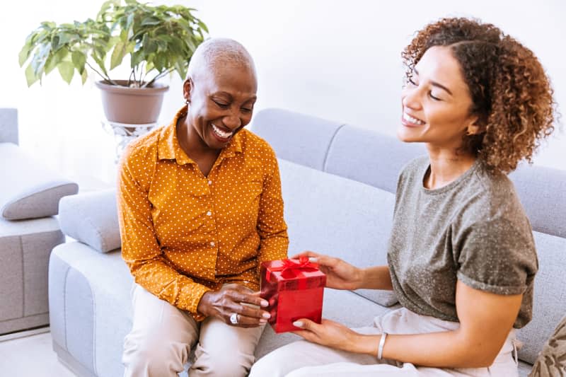 Daughter gives mother gift