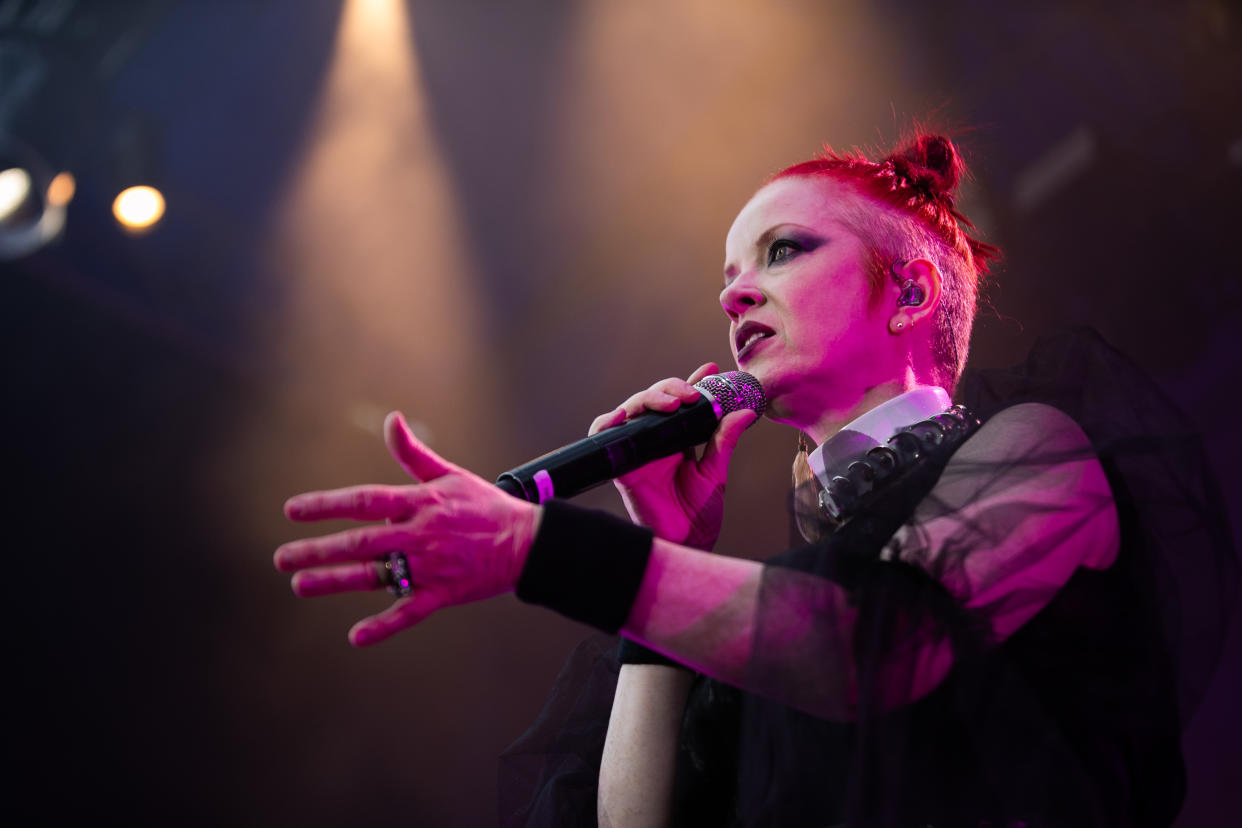 Shirley Manson of Garbage performs in 2019 (Photo: Kieran Frost/Redferns)