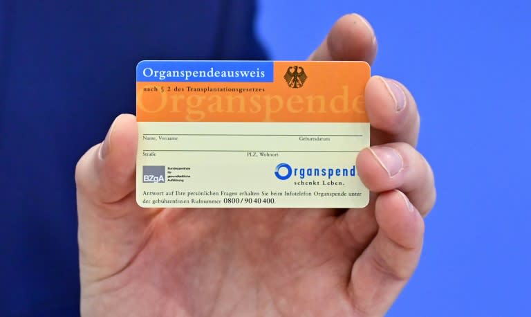 Neuer Anlauf für mehr Organspenden: Im Bundesrat wurde am Freitag ein Gesetzentwurf zur Einführung der sogenannten Widerspruchslösung vorgestellt. euer Anlauf für mehr Organspenden: Im Bundesrat wurde am Freitag ein Gesetzentwurf zur Einführung der sogenannten Widerspruchslösung vorgestellt. Bundesgesundheitsminister Karl Lauterbach (SPD) begrüßte die Länderinitiative. (Tobias SCHWARZ)