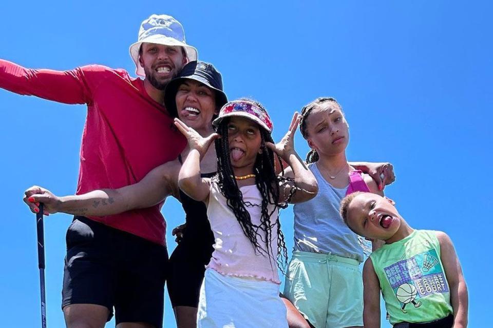 <p>Stephen Curry/Instagram</p> Stephen and Ayesha Curry with their family