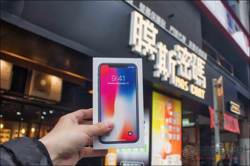 iPhone X 包膜 最完善保護 imos 9H 美商康寧 2.5D/3D 滿版玻璃保護貼