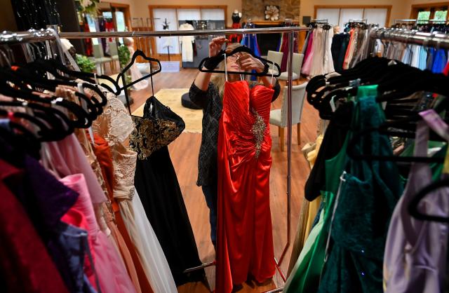 Deb Shops Prom Dresses