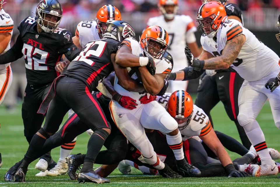 Will Nick Chubb and the Cleveland Browns beat the Los Angeles Chargers in their NFL Week 5 game?