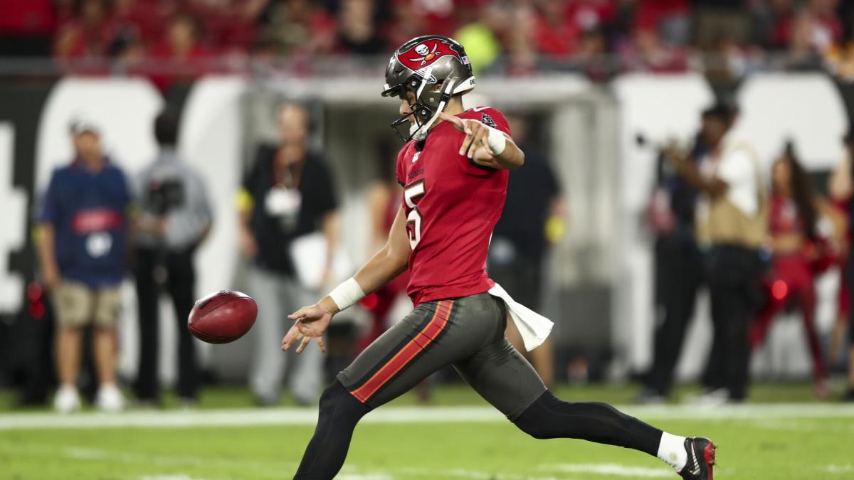 Bucs' Jake Camarda Unleashes the Most Beautiful Ugly Punt in Win