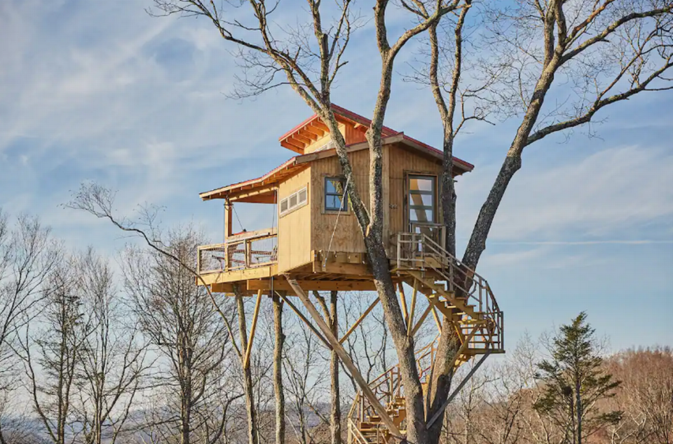 The Off-The-Grid Treehouse Airbnb is located in Fletcher, North Carolina.