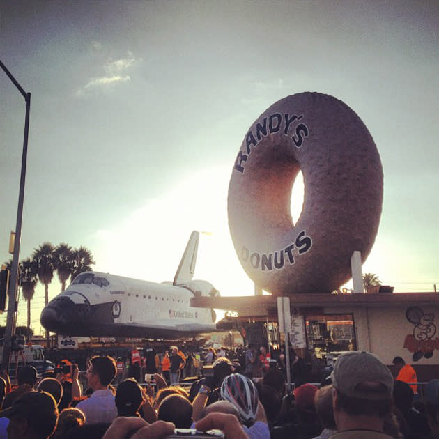 The Endeavour at Randy's Donuts... (Photo courtesy of <a href="http://instagram.com/p/Qs-YlpNc0H/" rel="nofollow noopener" target="_blank" data-ylk="slk:bcrabtree;elm:context_link;itc:0;sec:content-canvas" class="link ">bcrabtree</a>, via Instagram)