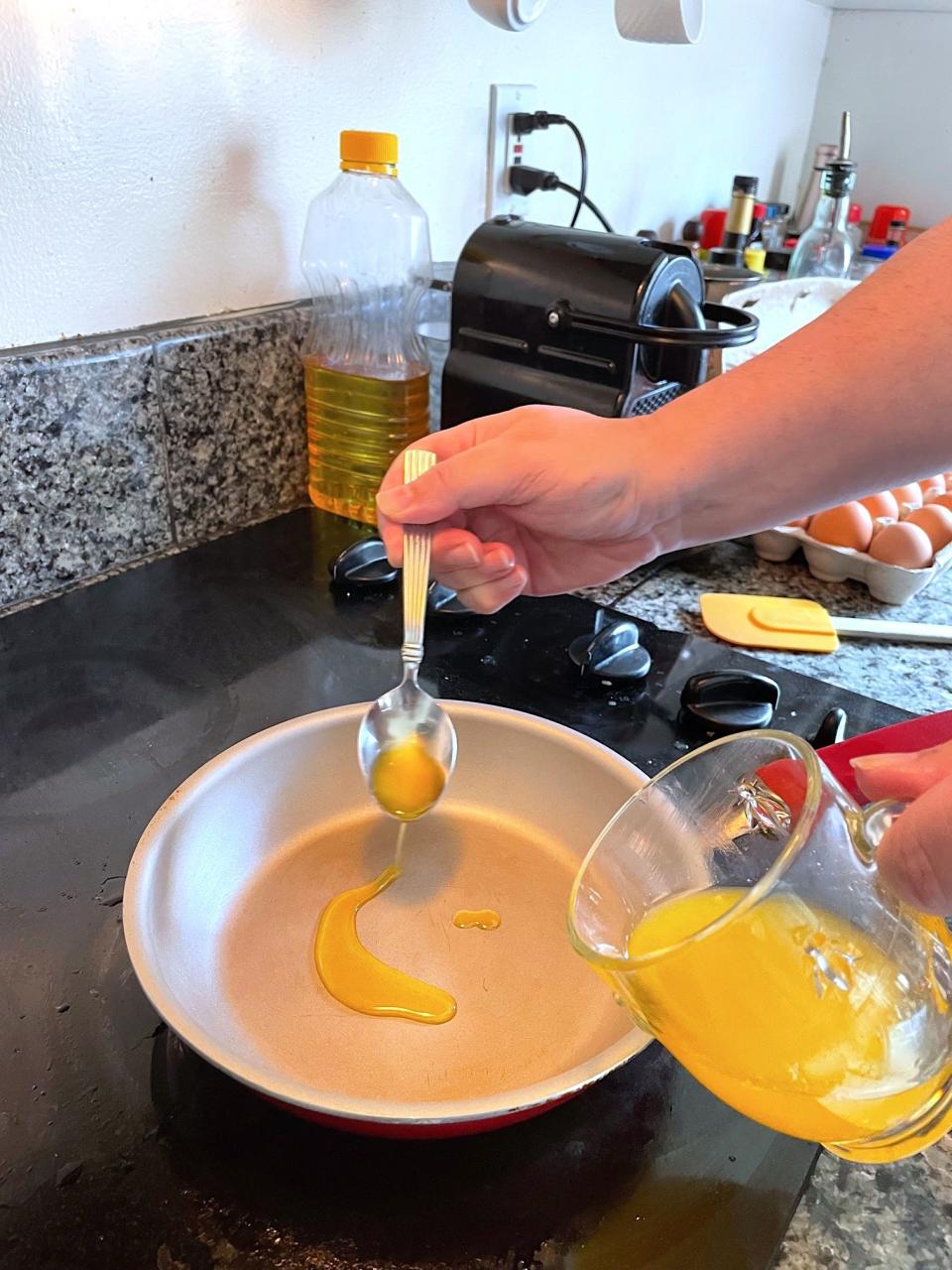 Adding clarified butter for Martha Stewart's scrambled eggs hack