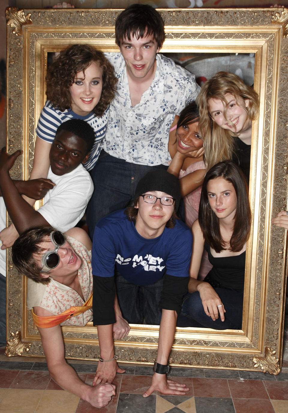 BRISTOL, UNITED KINGDOM - AUGUST 02:  Joseph Dempsie, April Pearson, Nicholas Hoult, Mike Bailey, Larissa Wilson, Hannah Murray and Kaya Scodelario attend the Channel 4/ E4 party for a one-off Skins special on August 2, 2007 in Bristol (Gloucestershire), England.  (Photo by Mike Marsland/WireImage) 