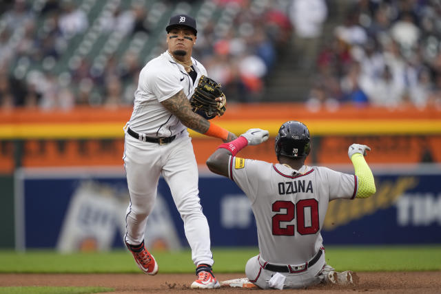 Schoop homers again, Tigers beat skidding Cardinals 6-2