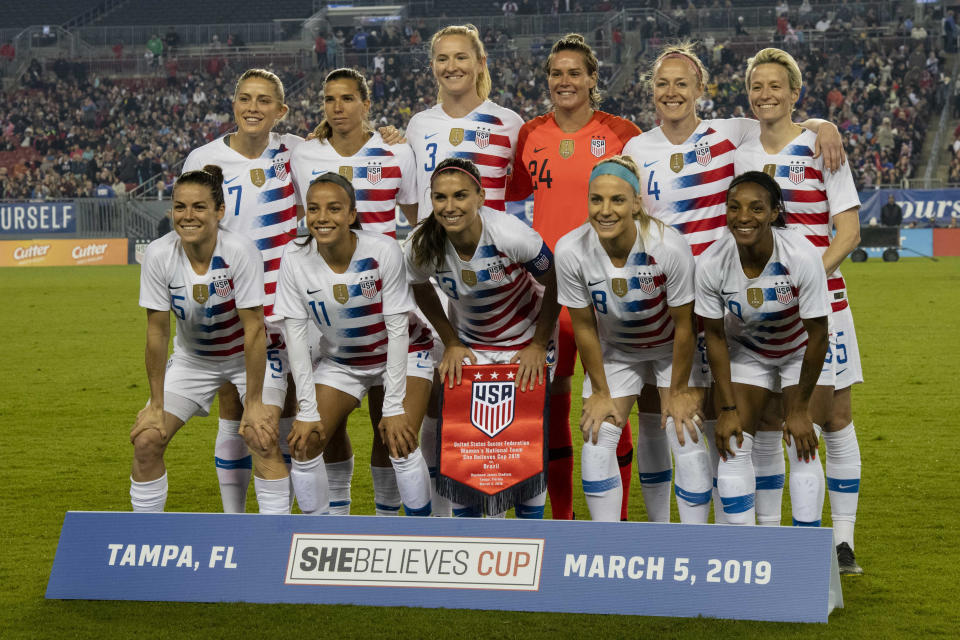 Mar 5, 2019; Tampa, FL, USA; Team United States pose for a photo before a game against Brazil in a She Believes Cup women’s soccer match at Raymond James Stadium. Mandatory Credit: Douglas DeFelice-USA TODAY Sports