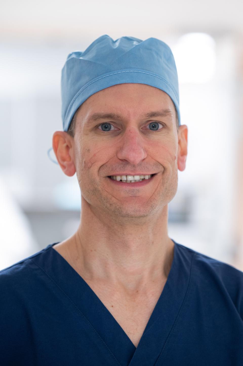 Dr. Douglas Kohl is an opthamology specialist at Eye Associates of Boca Raton.