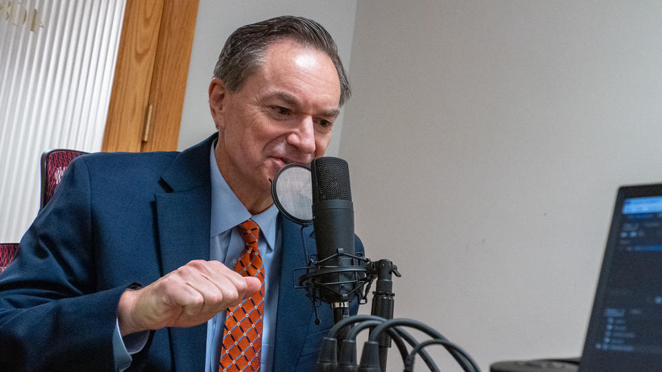 Washburn University professor Bob Beatty appears for a Nov. 30, 2023, recording of the Kansas Reflector podcast to share what he learned by following GOP presidential candidates taking part in Iowa's Jan. 15 caucus