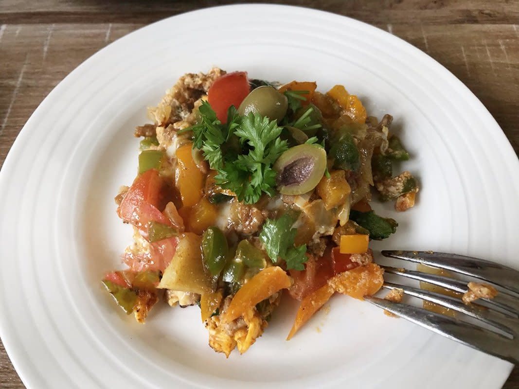 <p>Healthy Life Trainer</p><p>A colourful dish full of vitamins and protein. Serve with a tossed salad on the side for a complete meal.</p><p><strong>Get the recipe:</strong><a href="https://www.healthylifetrainer.com/scrambled-eggs-with-minced-beef-vegetables/" rel="nofollow noopener" target="_blank" data-ylk="slk:Scrambled Eggs with Minced Beef & Vegetables;elm:context_link;itc:0;sec:content-canvas" class="link rapid-noclick-resp"> <strong>Scrambled Eggs with Minced Beef & Vegetables</strong></a></p>