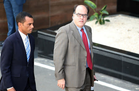 Julio Borges, lawmaker of the Venezuelan coalition of opposition parties (MUD) arrives to attend Venezuela's government and opposition coalition meeting in Santo Domingo, Dominican Republic February 7, 2018. REUTERS/Ricardo Rojas