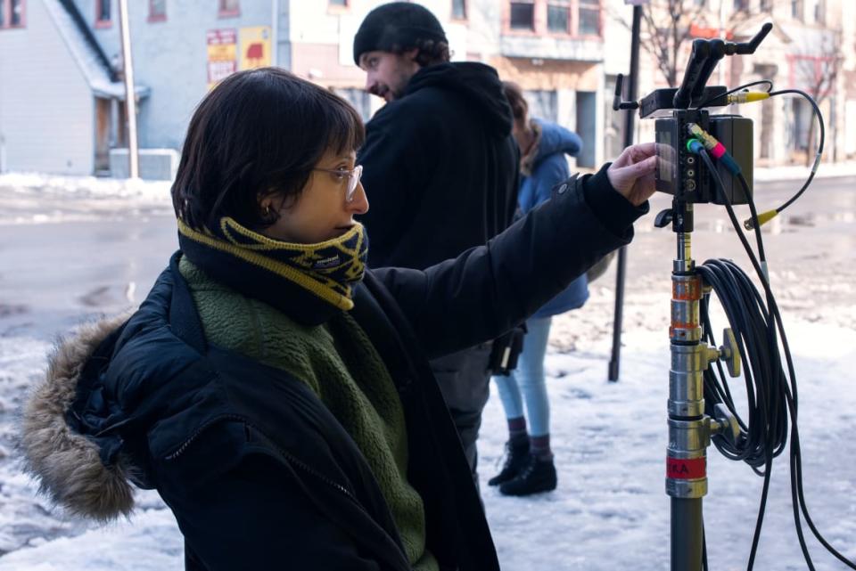 <div class="inline-image__caption"><p>Director Eliza Hittman on the set of <em>Never Rarely Sometimes Always</em></p></div> <div class="inline-image__credit">Angal Field/Focus Features</div>