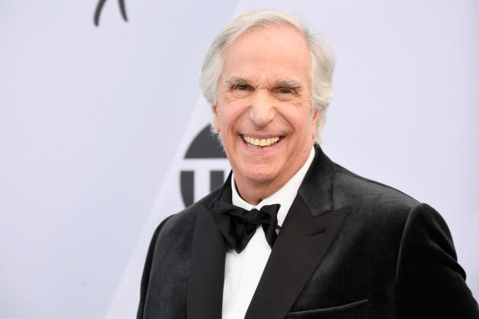 <div><p>"I waited on Henry Winkler the night before my undergrad graduation. He was my school's commencement speaker. He was super polite, asked me about my major and my plans, and gave me a shoutout during his speech the next day. He was a really nice person."</p><p>—<a href="https://www.buzzfeed.com/dellarock" rel="nofollow noopener" target="_blank" data-ylk="slk:dellarock;elm:context_link;itc:0;sec:content-canvas" class="link ">dellarock</a></p></div><span> Frazer Harrison / Getty Images</span>